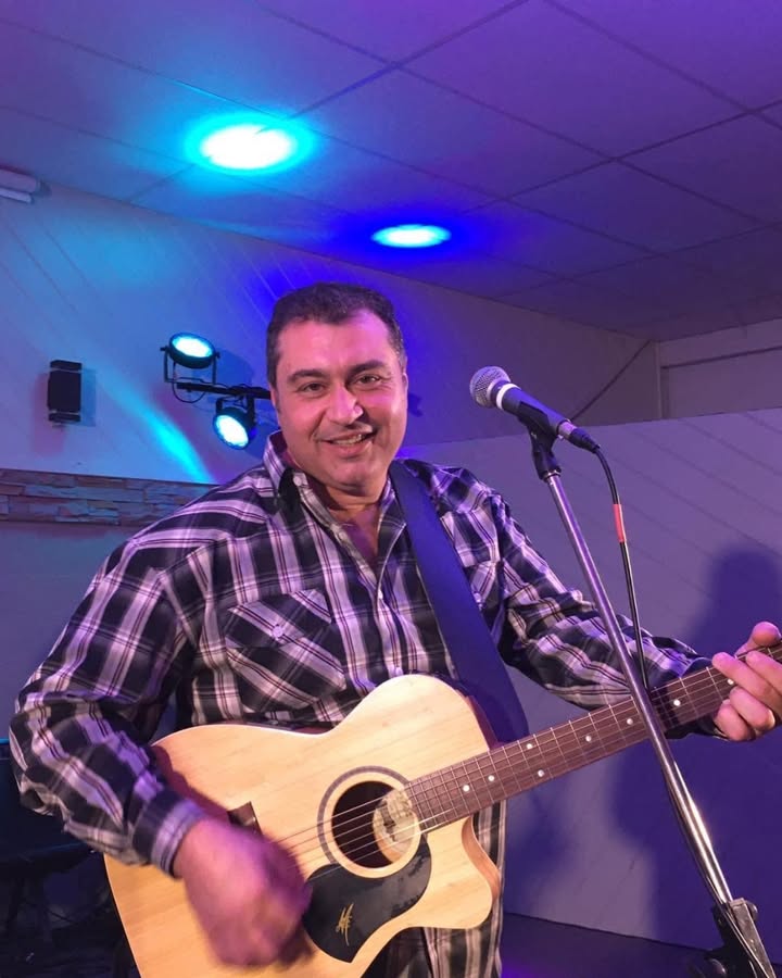 Featured image for “Free Live Music with Anthony Tenace at Shepparton Club”